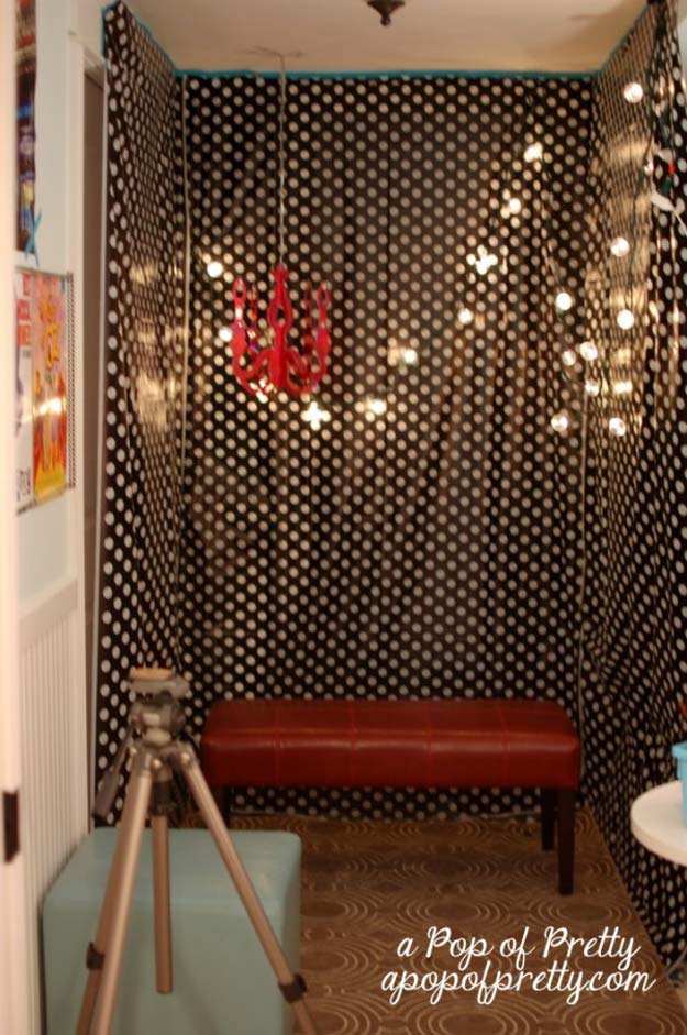 DIY Selfie Ideas - DIY Photo Booth - Cool Ideas for Photo Booth and Picture Station - Props, Light, Mirror, Board, Wall, Background and Tips for Shooting Best Selfies - DIY Projects and Crafts for Teens 