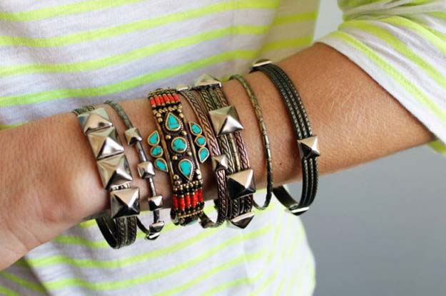 DIY Bracelets - Studded Bangles - Cool Jewelry Making Tutorials for Making Bracelets at Home - Handmade Bracelet Crafts and Easy DIY Gift for Teens, Girls and Women - With String, Wire, Leather, Beaded, Bangle, Braided, Boho, Modern and Friendship - Cheap and Quick Homemade Jewelry Ideas 