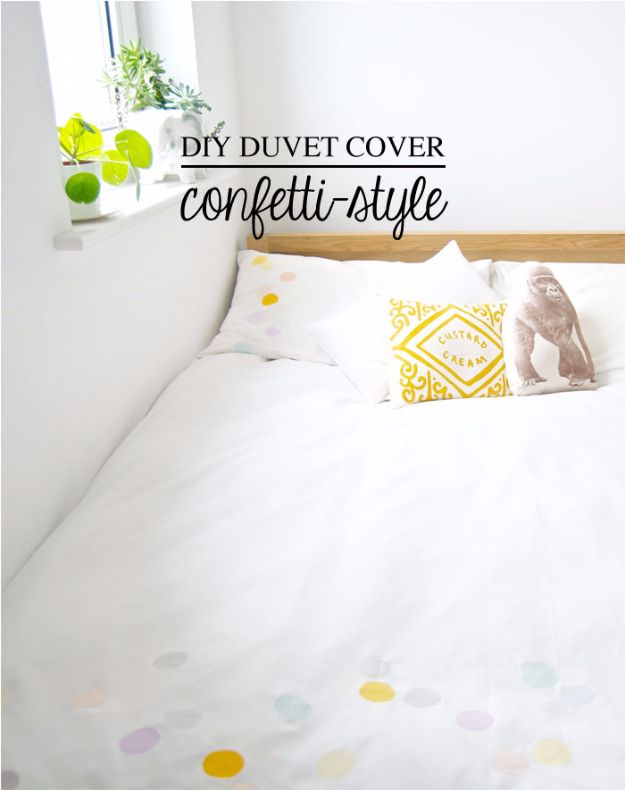 Best DIY Room Decor Ideas for Teens and Teenagers - Confetti-Style DIY Duvet Cover - Best Cool Crafts, Bedroom Accessories, Lighting, Wall Art, Creative Arts and Crafts Projects, Rugs, Pillows, Curtains, Lamps and Lights - Easy and Cheap Do It Yourself Ideas for Teen Bedrooms and Play Rooms #teencrafts #diydecor #roomideas #teenrooms #teendecor #diyideas