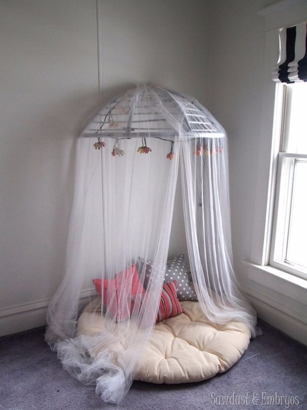 Best DIY Room Decor Ideas for Teens and Teenagers - DIY Canopy Reading Nook - Best Cool Crafts, Bedroom Accessories, Lighting, Wall Art, Creative Arts and Crafts Projects, Rugs, Pillows, Curtains, Lamps and Lights - Easy and Cheap Do It Yourself Ideas for Teen Bedrooms and Play Rooms #teencrafts #diydecor #roomideas #teenrooms #teendecor #diyideas