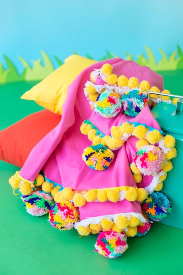 Easy Crafts for Teens - DIY Pom Pom Picnic Blanket - Cheap and Easy DIY Projects for Teenagers - Learn Basic Craft Techniques and Tutorials for Learning The Basics for Do It Yourself Projects and Fun Crafts - Easy Step by Step Tutorials for Making Pom Poms, Using a Glue Gun, Painting How To and More - Cool Ideas for Teens, Teenagers and Adults - Cheap Arts and Crafts Ideas and Tips 