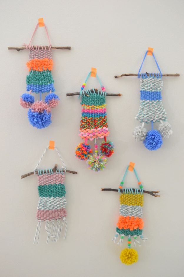 Best DIY Ideas for Teens To Make This Summer - Easy DIY Weave Wall Hanging - Fun and Easy Crafts, Room Decor, Toys and Craft Projects to Make And Sell - Cool Gifts for Friends, Awesome Things To Do When You Are Bored - Teenagers - Boys and Girls Love Making These Creative Projects With Step by Step Tutorials and Instructions #diyideas #summer #teencrafts #crafts