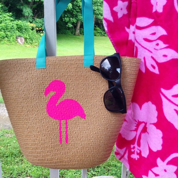 Cool Summer Fashions for Teens - DIY Flamingo Tote - Easy Sewing Projects and No Sew Crafts for Fun Fashion for Teenagers - DIY Clothes, Shoes and Accessories for Summertime Looks - Cheap and Creative Ways to Dress on A Budget 