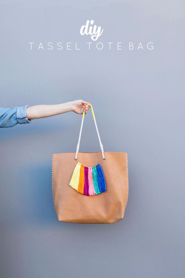 DIY Bags for Summer - DIY Tassel Tote Bag - Easy Ideas to Make for Beach and Pool - Quick Projects for a Bag on A Budget - Cute No Sew Idea, Quick Sewing Patterns - Paint and Crafts for Making Creative Beach Bags - Fun Tutorials for Kids, Teens, Teenagers, Girls and Adults