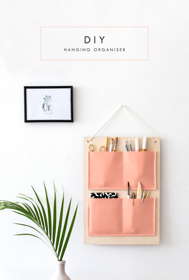 DIY School Supplies - DIY Hanging Organizer - Easy Crafts and Do It Yourself Ideas for Back To School - Pencils, Notebooks, Backpacks and Fun Gear for Going Back To Class - Creative DIY Projects for Cheap School Supplies - Cute Crafts for Teens and Kids #backtoschool #teencrafts #kidscrafts #teen #diyideas #crafts