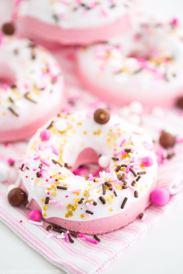 Cool DIY Bath Bombs to Make At Home - DIY Donut Bath Bombs - Recipes and Tutorial for How To Make A Bath Bomb - Best Bathbomb Ideas - Fun DIY Projects for Women, Teens, and Girls | DIY Bath Bombs Recipe and Tutorials | Make Cheap Gifts Like Lush Bath Bombs #bathbombs #teencrafts #diyideas
