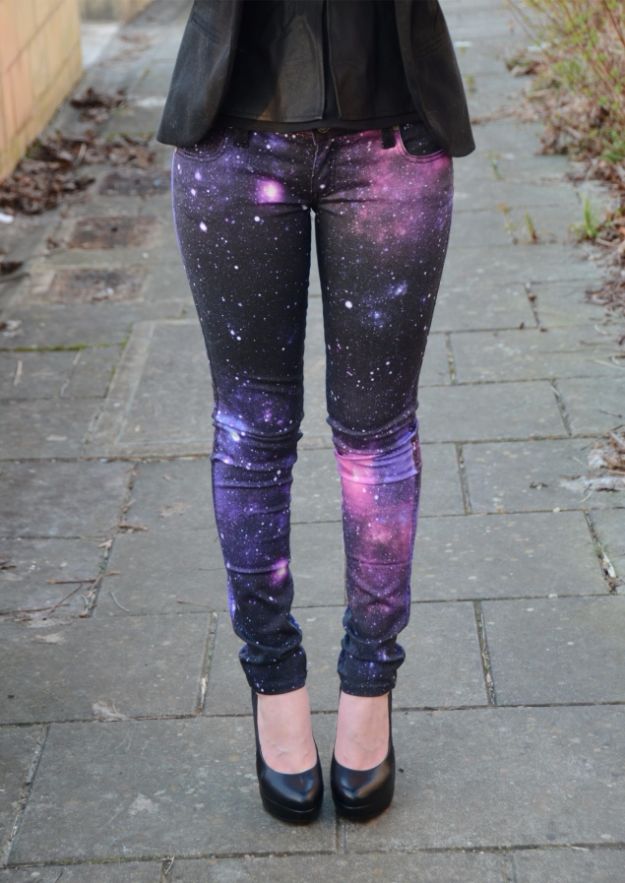 DIY Jeans Makeovers - Galaxy Print Jeans - Easy Crafts and Tutorials to Refashion and Upcycle Your Jeans and Create Ripped, Distressed, Bleach, Lace Edge, Cut Off, Skinny, Shorts, Skirts, Galaxy and Painted Jeans Ideas - Cool Denim Fashions for Teens, Teenagers, Women #diyideas #diyclothes #clothinghacks #teencrafts