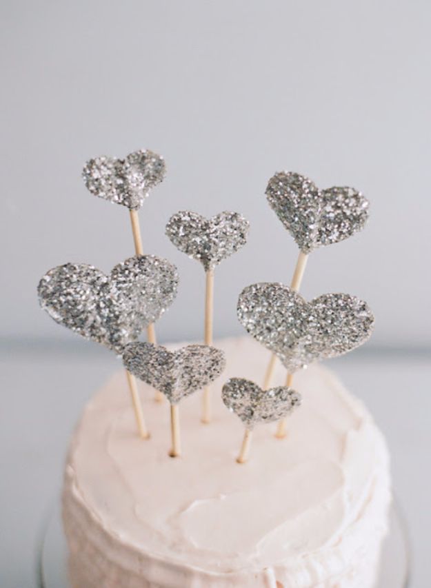 DIY Ideas WIth Glitter - Glitter Heart Cake Topper - Easy Crafts and Projects for Decoration, Gifts, and Bedroom Decor - How To Make Ombre, Mod Podge and Glitter Mason Jar Gift Ideas For Teens - Easy Clothes and Makeup Crafts For Teenagers #diyideas #glitter #crafts