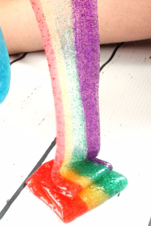 Borax Free Slime Recipes - Safe Slimes To Make Without Glue - Easy 3 Ingredients Glitter Slime, Clear, Galaxy, Best DIY Slime Tutorials With Step by Step Instructions -Homemade Slime Recipe Ideas - Cool Step by Step Tutorials for Making Slime at Home - How to Make Borax Free Rainbow Slime