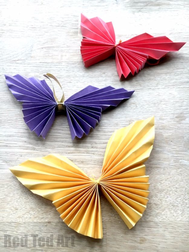 Crafts for Teens to Make and Sell - Easy Paper Butterfly - Cheap and Easy DIY Ideas To Make For Extra Money - Best Things to Sell On Etsy, Dollar Store Craft Ideas, Quick Projects for Teenagers To Make Spending Cash - DIY Gifts, Wall Art, School Supplies, Room Decor, Jewelry, Fashion, Hair Accessories, Bracelets, Magnets #teencrafts #craftstosell #etsyideass