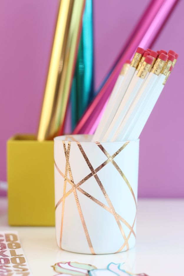 Crafts for Teens to Make and Sell - Easy Rose Gold Foiled Pencil Cup - Cheap and Easy DIY Ideas To Make For Extra Money - Best Things to Sell On Etsy, Dollar Store Craft Ideas, Quick Projects for Teenagers To Make Spending Cash - DIY Gifts, Wall Art, School Supplies, Room Decor, Jewelry, Fashion, Hair Accessories, Bracelets, Magnets #teencrafts #craftstosell #etsyideass