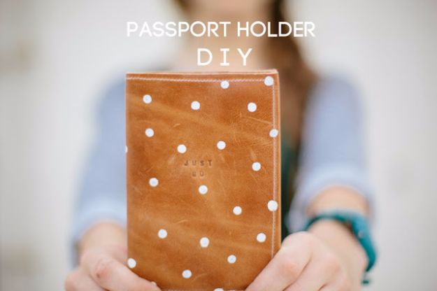 Cheap DIY Gifts and Inexpensive Homemade Christmas Gift Ideas for People on A Budget - Passport Holder DIY - To Make These Cool Presents Instead of Buying for the Holidays - Easy and Low Cost Gifts fTo Make For Friends and Neighbors - Quick Dollar Store Crafts and Projects for Xmas Gift Giving Parties - Step by Step Tutorials and Instructions #diygifts #teencrafts #diyideas #crafts #christmasgifts #cheapgifts