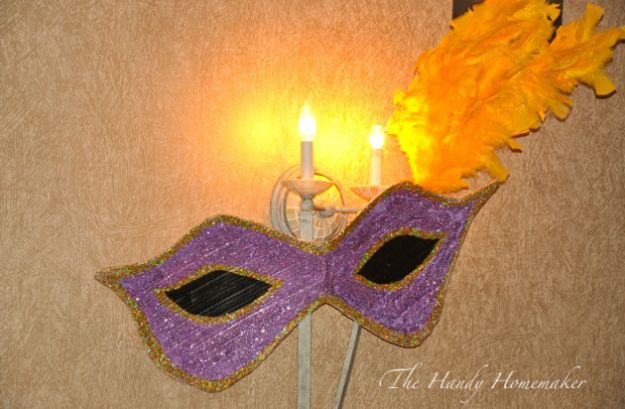 Creative Paper Mache Crafts - Masquerade Mardi Gras Mask Decorations - Easy DIY Ideas for Making Paper Mache Projects - Cool Newspaper and Paper Bag Craft Tips - Recipe for for How To Make Homemade Paper Mashe paste - Halloween Masks and Costume Tutorials - Sculpture, Animals and Ideas for Kids #diyideas #papermache #teencrafts #crafts