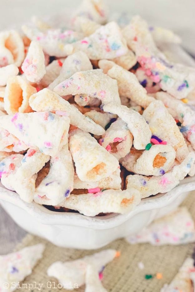 DIY Unicorn Party Ideas - Funfetti Bugles - Throw A Unicorn Themed Party With These Cheap and Easy but Super Creative Projects - Unicorns Decorations for Parties With Rainbow, Glitter and Fun Colors - Banners, Signs, Cakes and Tabletop Decor for the Best Birthday Party Ever - Girls, Teens and Kids Love These Fun Crafts #birthdayparty #partyideas #unicorn #kidparty