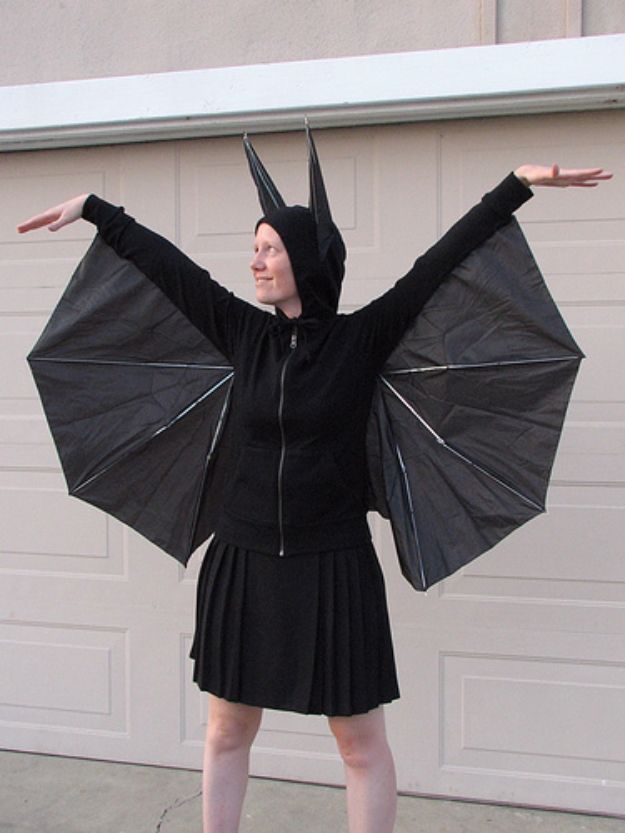 Teen Costume Ideas - Bat Costume - Easy Costumes for Halloween - Cheap DIY Costumes for Teens - Scary, Spooky, Ideas for Couples, Groups and Friends - Quick Last Minute Hallloween Costumes, Best Celebrity Ideas - Dolls, Zombies, Ghosts, Makeup Tutorials Teenagers Dress Up Idea-