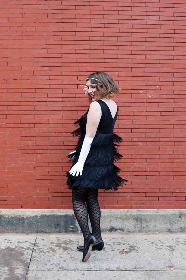 Teen Costume Ideas - DIY Flapper Costume - Easy Costumes for Halloween - Cheap DIY Costumes for Teens - Scary, Spooky, Ideas for Couples, Groups and Friends - Quick Last Minute Hallloween Costumes, Best Celebrity Ideas - Dolls, Zombies, Ghosts, Makeup Tutorials Teenagers Dress Up Idea