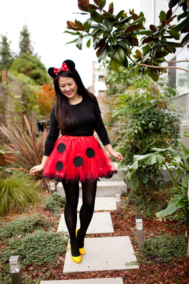 Teen Costume Ideas - DIY Minnie Mouse Costume - Easy Costumes for Halloween - Cheap DIY Costumes for Teens - Scary, Spooky, Ideas for Couples, Groups and Friends - Quick Last Minute Hallloween Costumes, Best Celebrity Ideas - Dolls, Zombies, Ghosts, Makeup Tutorials Teenagers Dress Up Idea-