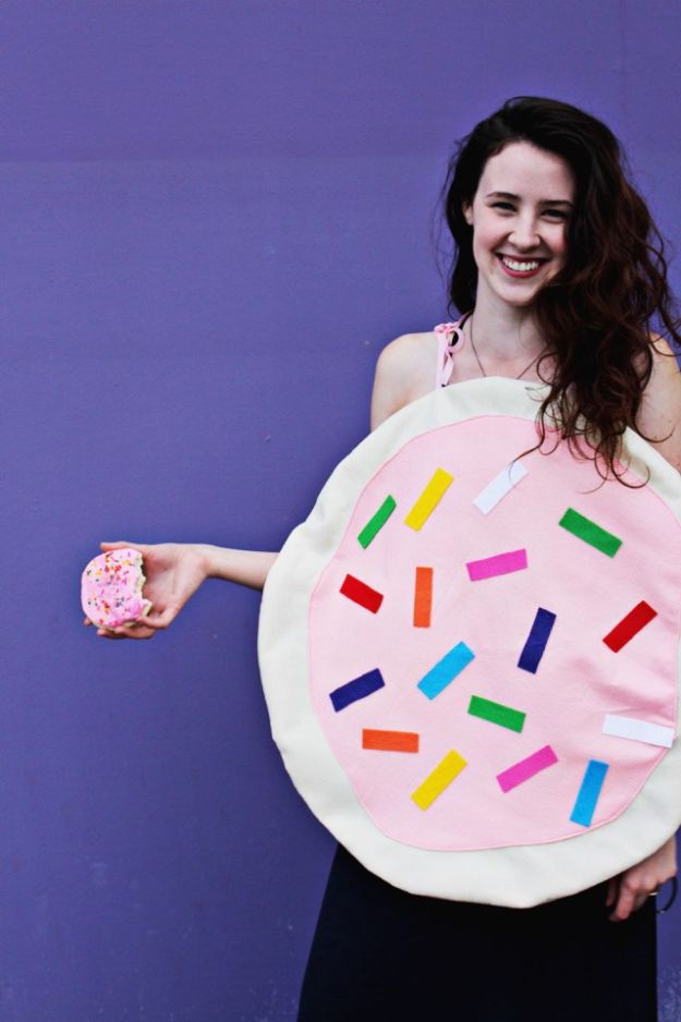 Teen Costume Ideas - Original Pink Sugar Cookie Costume - Easy Costumes for Halloween - Cheap DIY Costumes for Teens - Scary, Spooky, Ideas for Couples, Groups and Friends - Quick Last Minute Hallloween Costumes, Best Celebrity Ideas - Dolls, Zombies, Ghosts, Makeup Tutorials Teenagers Dress Up Idea-