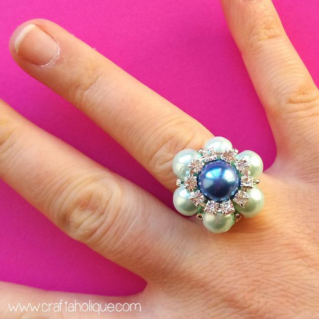 DIY Rings - Beaded Flower Ring - Easy Ring Tutorial for Wore, Paperclip, Stone Jewelry, Wood, Metal, Boho Ideas - Cheap Jewelry Making Ideas #diyjewelry #rings