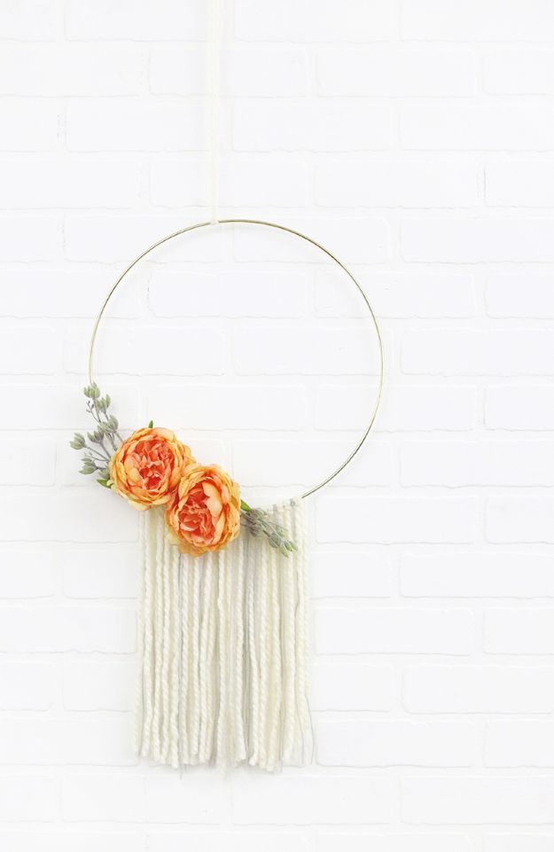 Cheap Wall Decor Ideas - Modern Hoop Wreath - Cute and Easy Room Decor for Teens - Ideas for Teenager Bedroom Walls - Boys and Girls Room Canvas Wall Art and Decorating #teen #roomdecor #diydecor