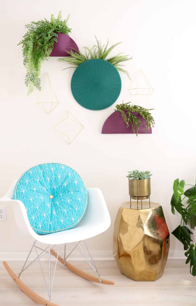 Cheap Wall Decor Ideas - Turn Placemats Into Hanging Planters - Cute and Easy Room Decor for Teens - Ideas for Teenager Bedroom Walls - Boys and Girls Room Canvas Wall Art and Decorating #teen #roomdecor #diydecor