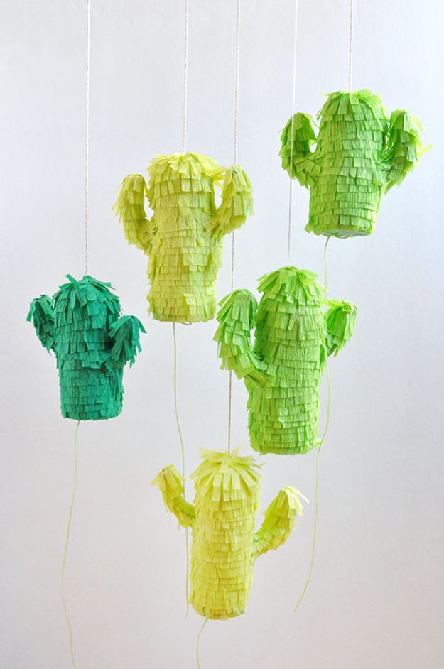 DIY Cactus Crafts | Mini Cactus Piñatas l Craft Ideas and Home Decor | Painting Tutorials, Gifts, Rocks, Cardboard, Wood Cactus Decorations